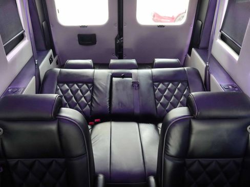Used 2023 RAM ProMaster 2500 w/ Premium Convenience Group (B) FWD image 4