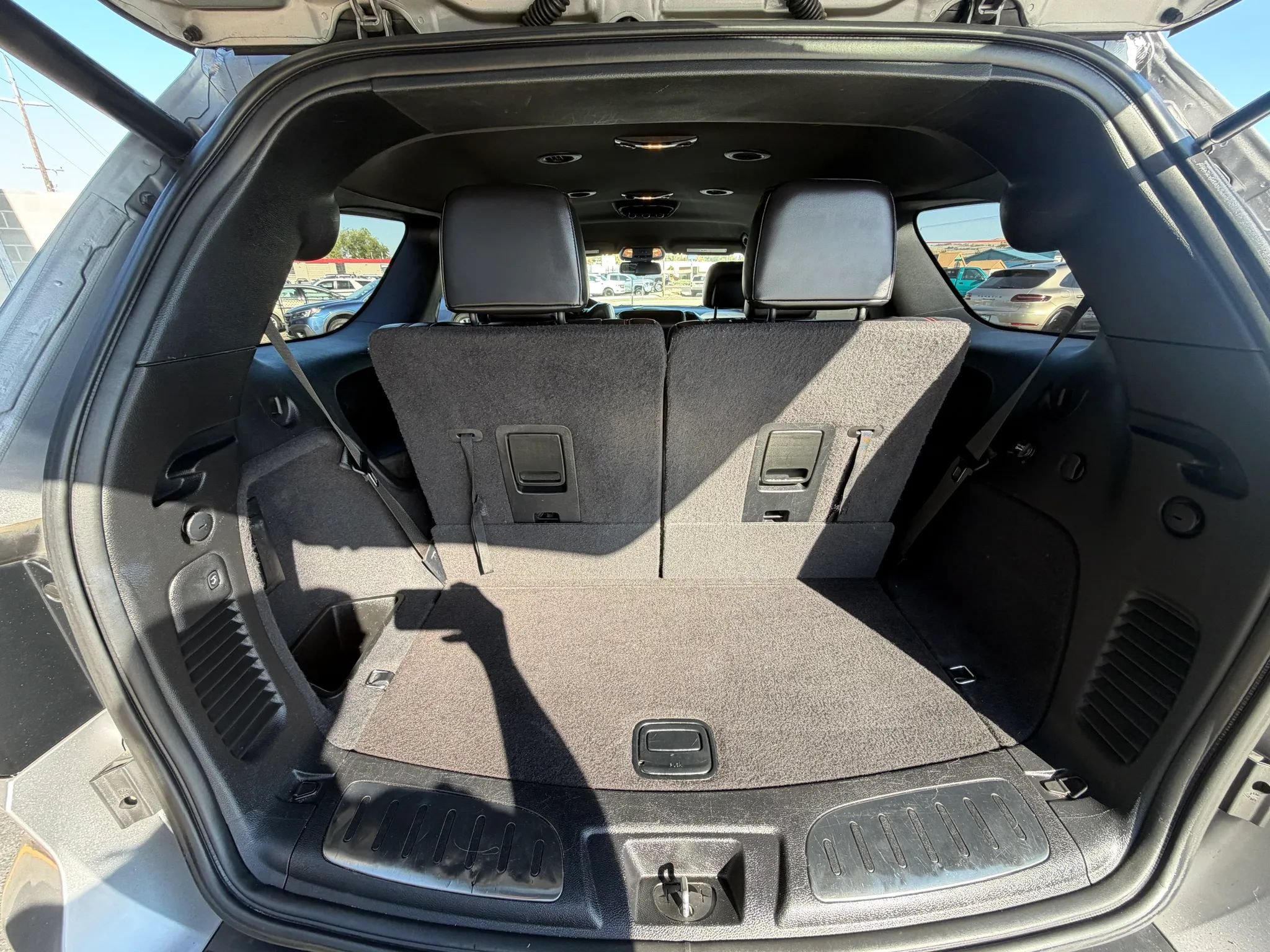 Used 2015 Dodge Durango R/T w/ Blacktop Package RWD image 19