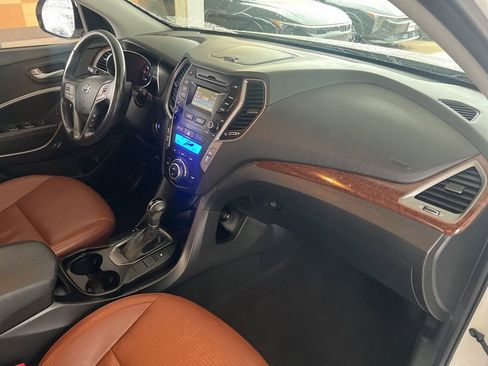 Used 2014 Hyundai Santa Fe Limited image 22