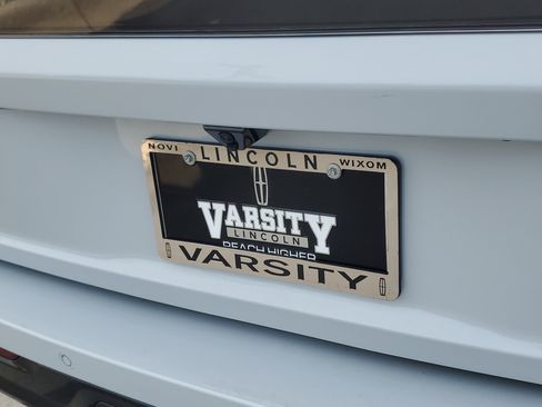 New 2026 Lincoln Navigator Reserve AWD/4WD image 36