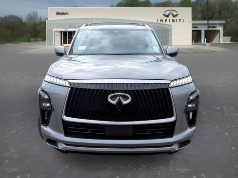 Certified 2026 INFINITI QX80 Luxe AWD/4WD image 2