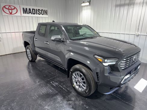 New 2026 Toyota Tacoma Limited AWD/4WD image 4