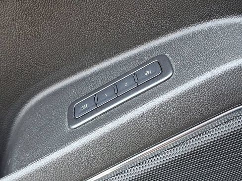 Used 2017 Chevrolet Tahoe LT AWD/4WD image 21
