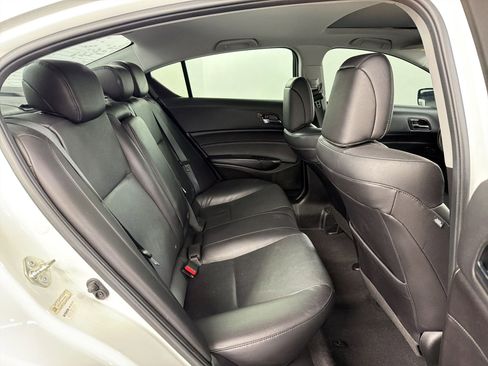 Used 2017 Acura ILX w/ Premium Package FWD image 29