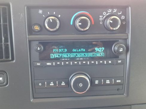 Used 2024 GMC Savana 2500 w/ Driver Convenience Package RWD image 7