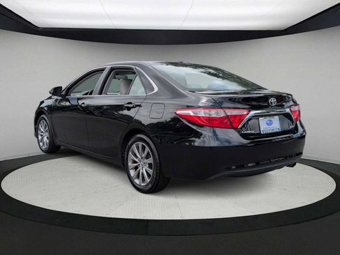 Used 2016 Toyota Camry XLE FWD image 6