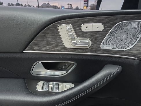 Used 2021 Mercedes-Benz GLE 350 4MATIC w/ Premium Package image 20