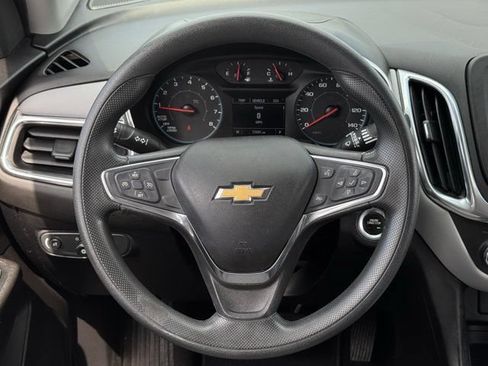 Used 2019 Chevrolet Equinox LS FWD image 13