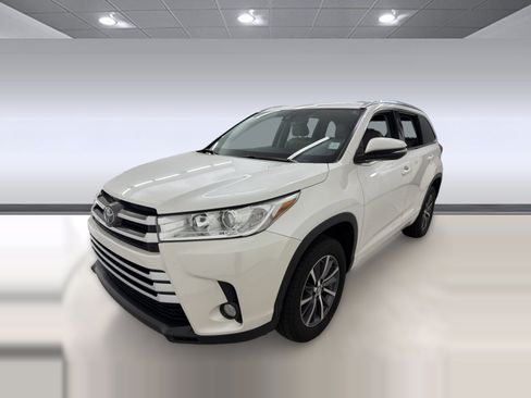 Used 2017 Toyota Highlander XLE FWD image 31