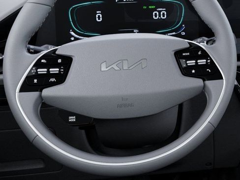 New 2025 Kia Niro EX image 22