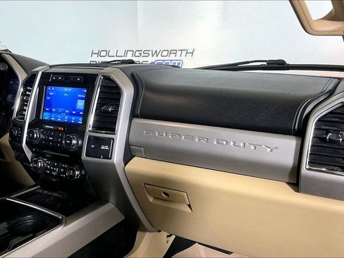 Used 2018 Ford F250 Lariat w/ Chrome Package AWD/4WD image 12
