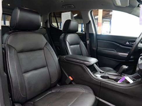 Used 2018 GMC Acadia SLT image 30