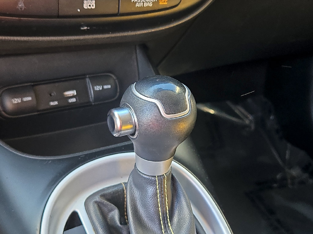 Used 2016 Kia Soul + FWD image 15