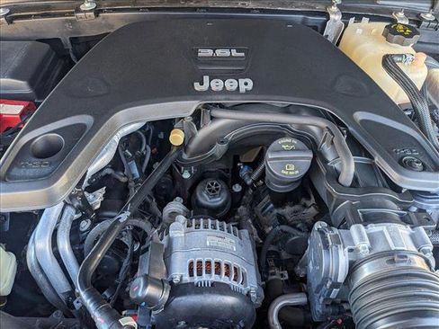 Used 2019 Jeep Wrangler Unlimited Rubicon image 23