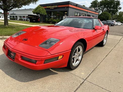 Used 1994 Chevrolet Corvette Coupe image 1