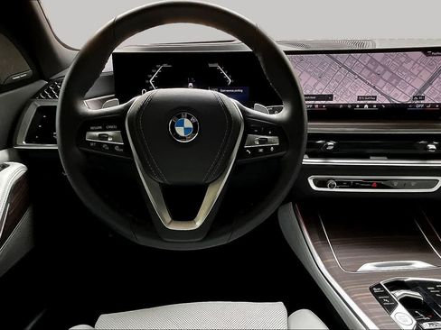 Used 2026 BMW X5 sDrive40i w/ Climate Comfort Package RWD image 5