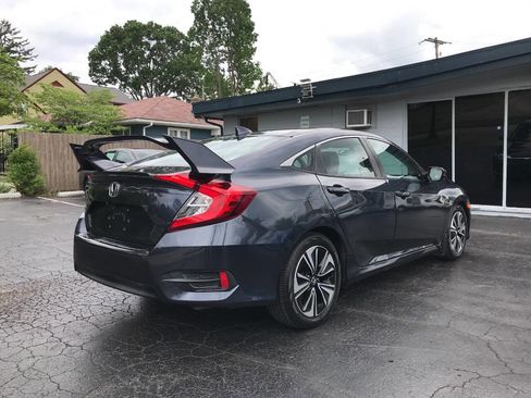 Used 2017 Honda Civic EX-T image 6