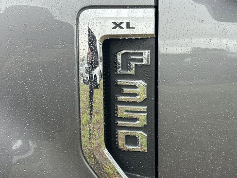 Used 2021 Ford F350 XL w/ Power Equipment Group image 22