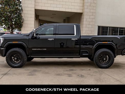 Used 2024 GMC Sierra 2500 Denali Ultimate image 6