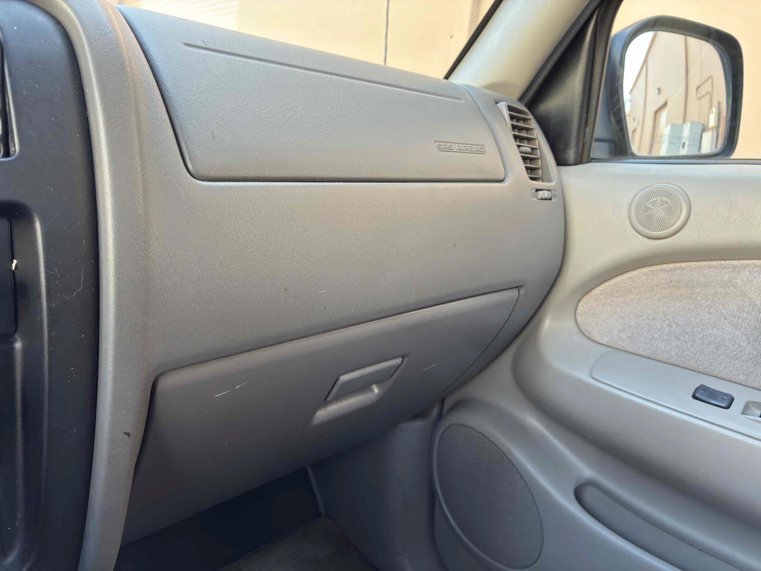 Used 2001 Toyota Tacoma PreRunner RWD image 26