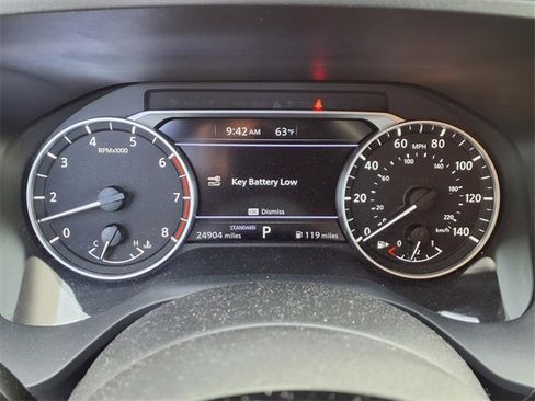 Used 2023 Nissan Rogue SV image 11