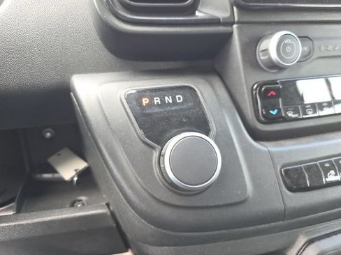 Used 2024 RAM ProMaster 3500 w/ Delivery Van Package FWD image 21