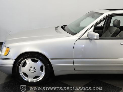 Used 1999 Mercedes-Benz S 500 Sedan image 22