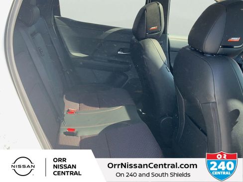 New 2026 Nissan Kicks SR w/ SR Premium Package FWD image 12
