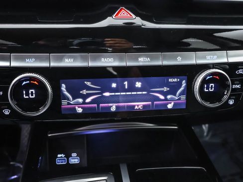 Used 2024 Genesis G80 2.5T image 36