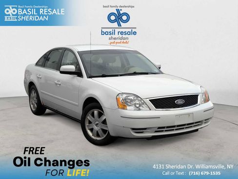 Used 2005 Ford Five Hundred SE image 1