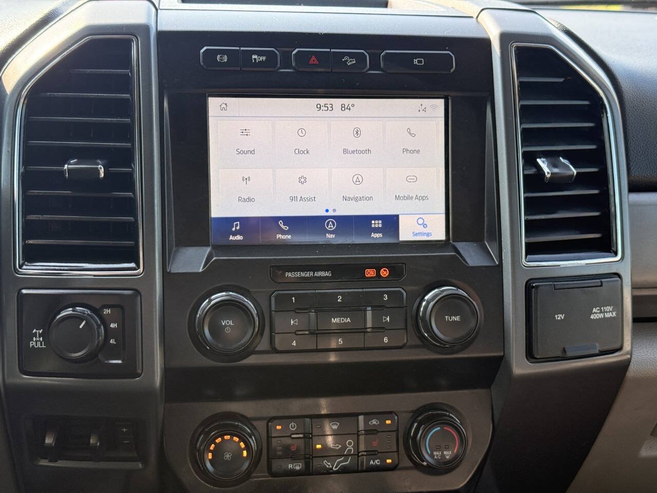 Used 2022 Ford F350 XLT w/ XLT Premium Package AWD/4WD image 29