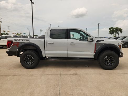 New 2026 Ford F150 Raptor w/ Equipment Group 803A Raptor R AWD/4WD image 7