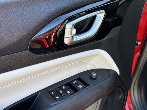 Used 2024 Jeep Compass Limited image 22