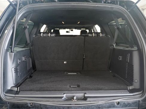 Used 2017 Ford Expedition EL Limited w/ Equipment Group 301A RWD image 37