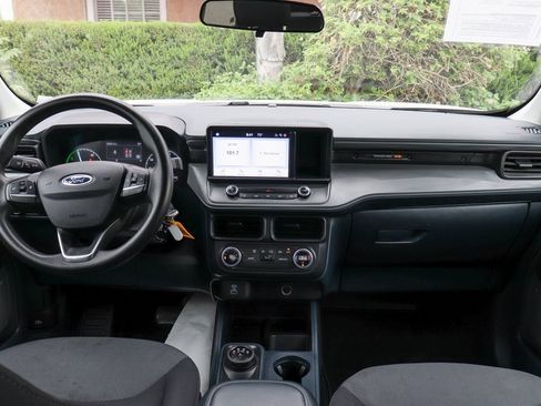 Used 2022 Ford Maverick XL image 30