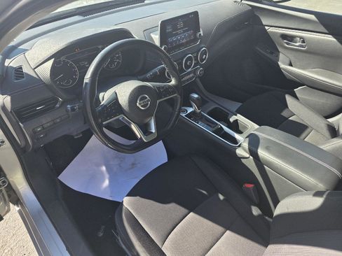 Used 2023 Nissan Sentra SV w/ All-Weather Package FWD image 11