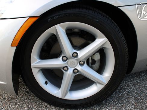 Used 2007 Saturn Sky w/ Premium Trim Pkg image 29