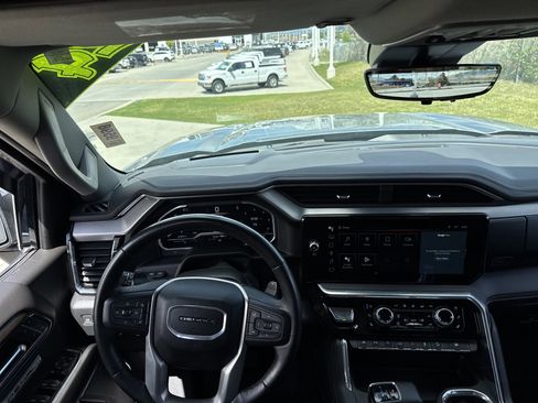 Used 2024 GMC Sierra 1500 Denali w/ Denali Reserve Package image 16
