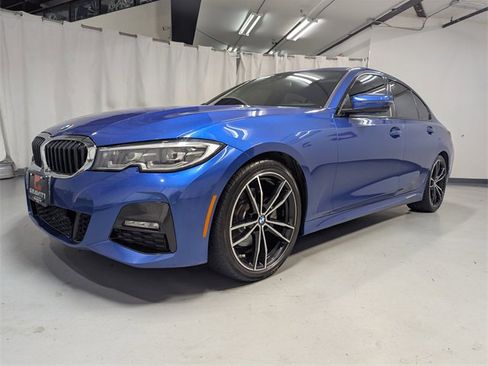 Used 2020 BMW 330i Sedan w/ M Sport Package image 5