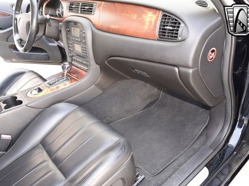 Used 2008 Jaguar S-TYPE 3.0 image 25