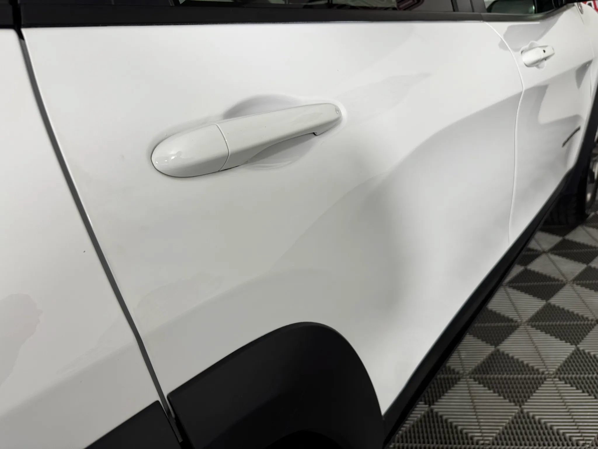 Used 2019 Jeep Cherokee Trailhawk w/ Cold Weather Group AWD/4WD image 28