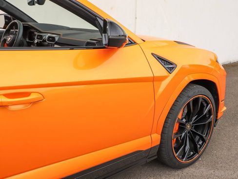 Used 2024 Lamborghini Urus S AWD/4WD image 59