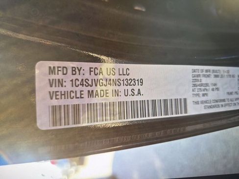 Used 2022 Jeep Grand Wagoneer Series III w/ Rear Seat Video Group 1 image 12