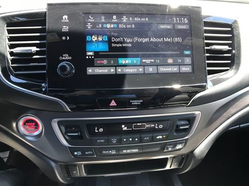 Certified 2023 Honda Passport EX-L image 6