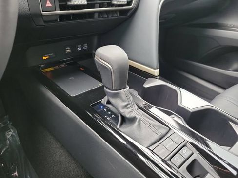Used 2026 Toyota Camry XSE FWD image 21