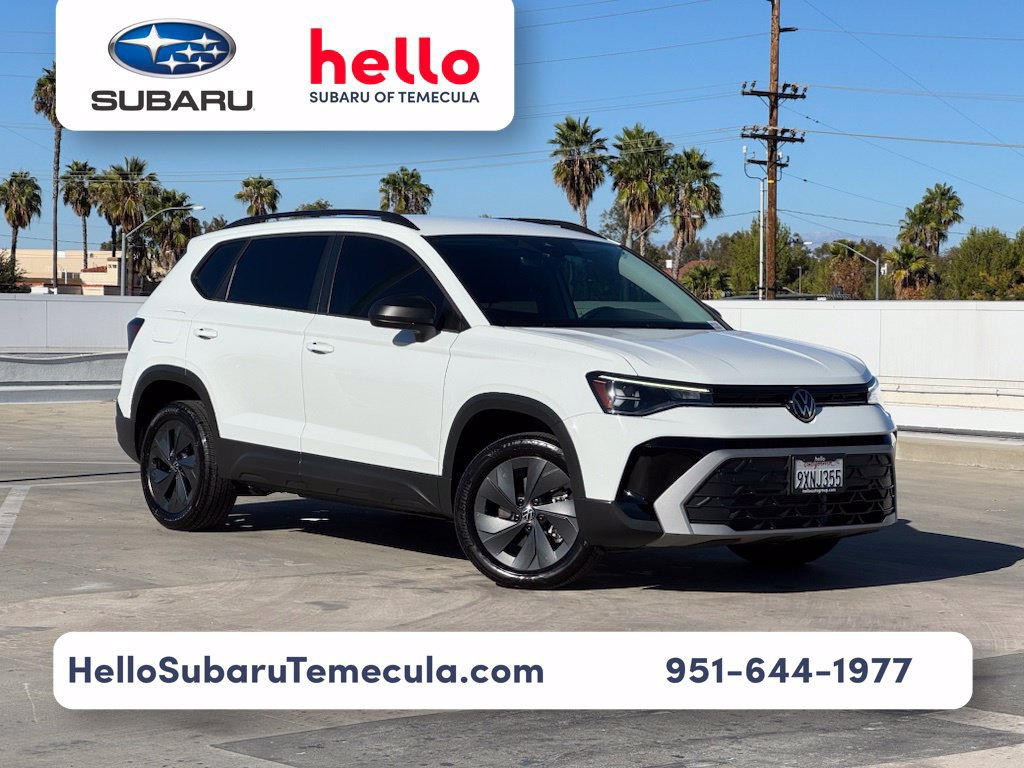 Used 2025 Volkswagen Taos S FWD image 1