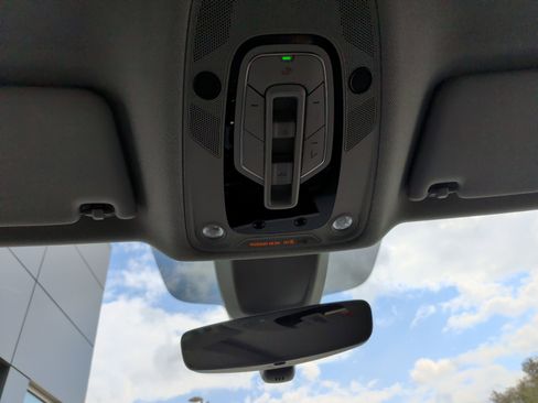 Used 2022 Audi Q5 2.0T Premium Plus w/ Premium Plus Package image 25