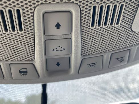 Used 2016 Ford Fusion SE w/ Equipment Group 202A AWD/4WD image 24