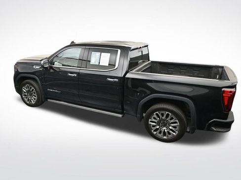 Used 2023 GMC Sierra 1500 Denali w/ Denali Reserve Package AWD/4WD image 39
