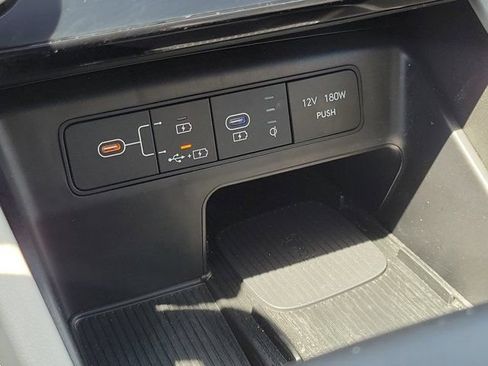 Certified 2025 Hyundai Tucson SEL FWD image 28